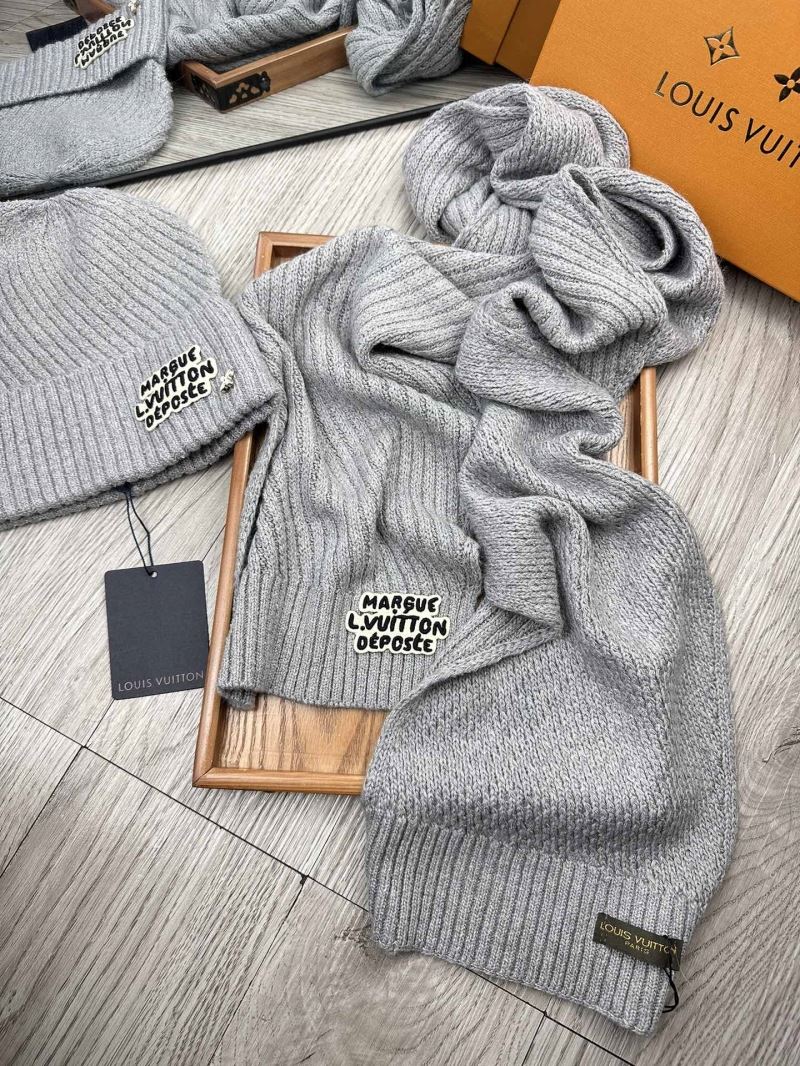 Louis Vuitton Caps Scarfs